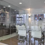 Office-space-design-with-frameless-glass-partitions-screen-19