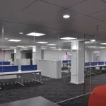 Office-space-design-with-frameless-glass-partitions-screen-3