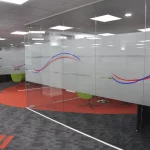 Office-space-design-with-frameless-glass-partitions-screen-4