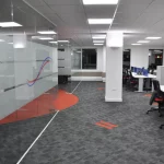 Office-space-design-with-frameless-glass-partitions-screen-9