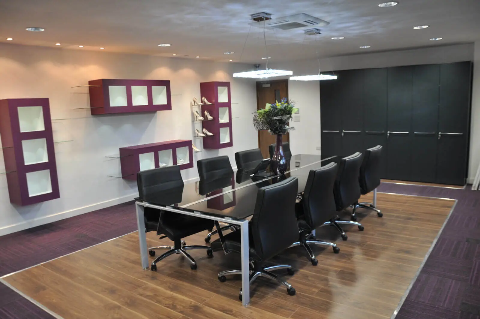 Office-space-with-plasterbaord-ceiling-2